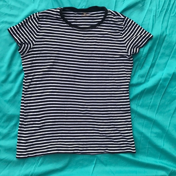 Top - Picture 1 of 2